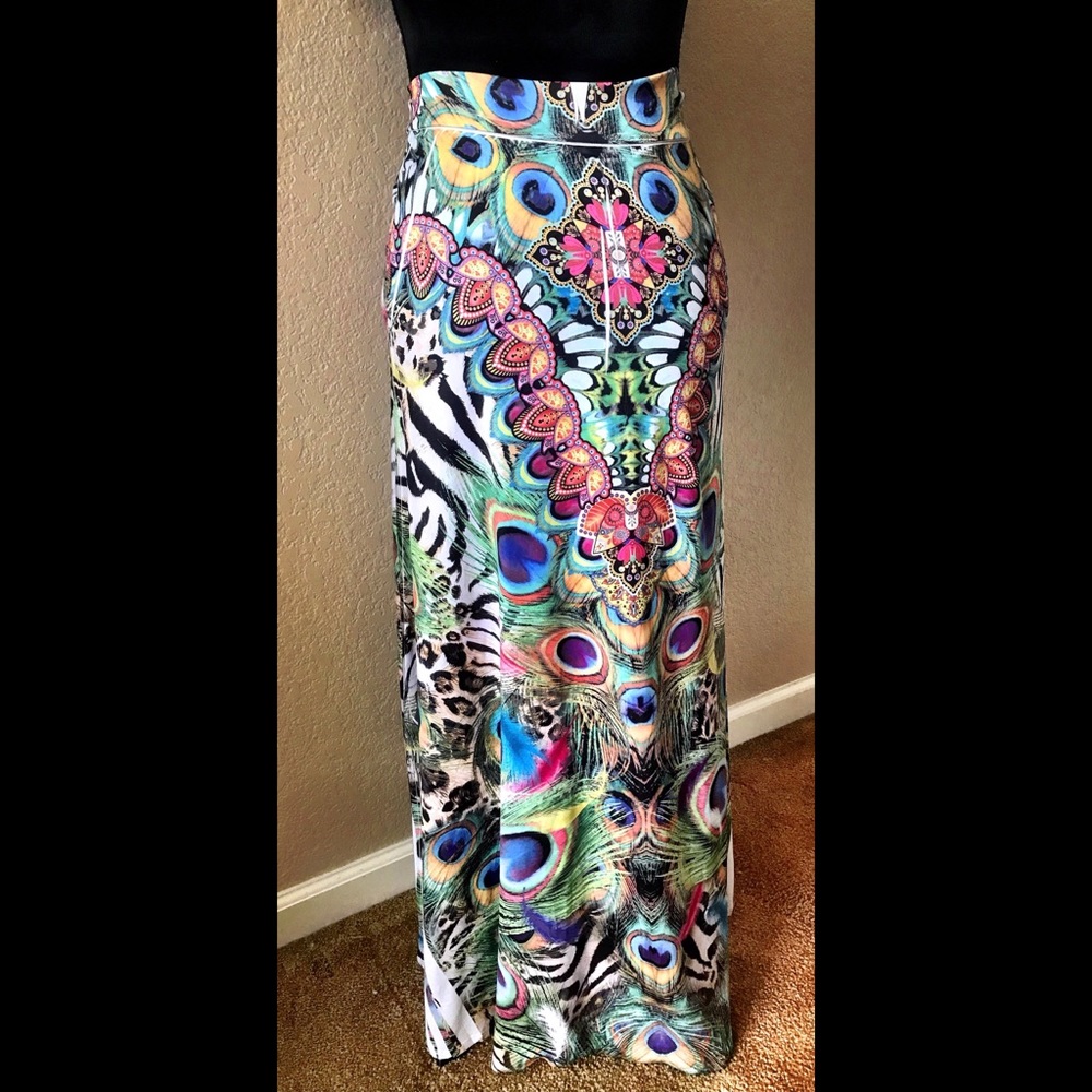 Crimson Ivy peacock skirt - large